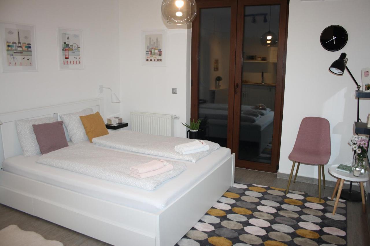 Studio Apartman Centar Ðakovo Zewnętrze zdjęcie