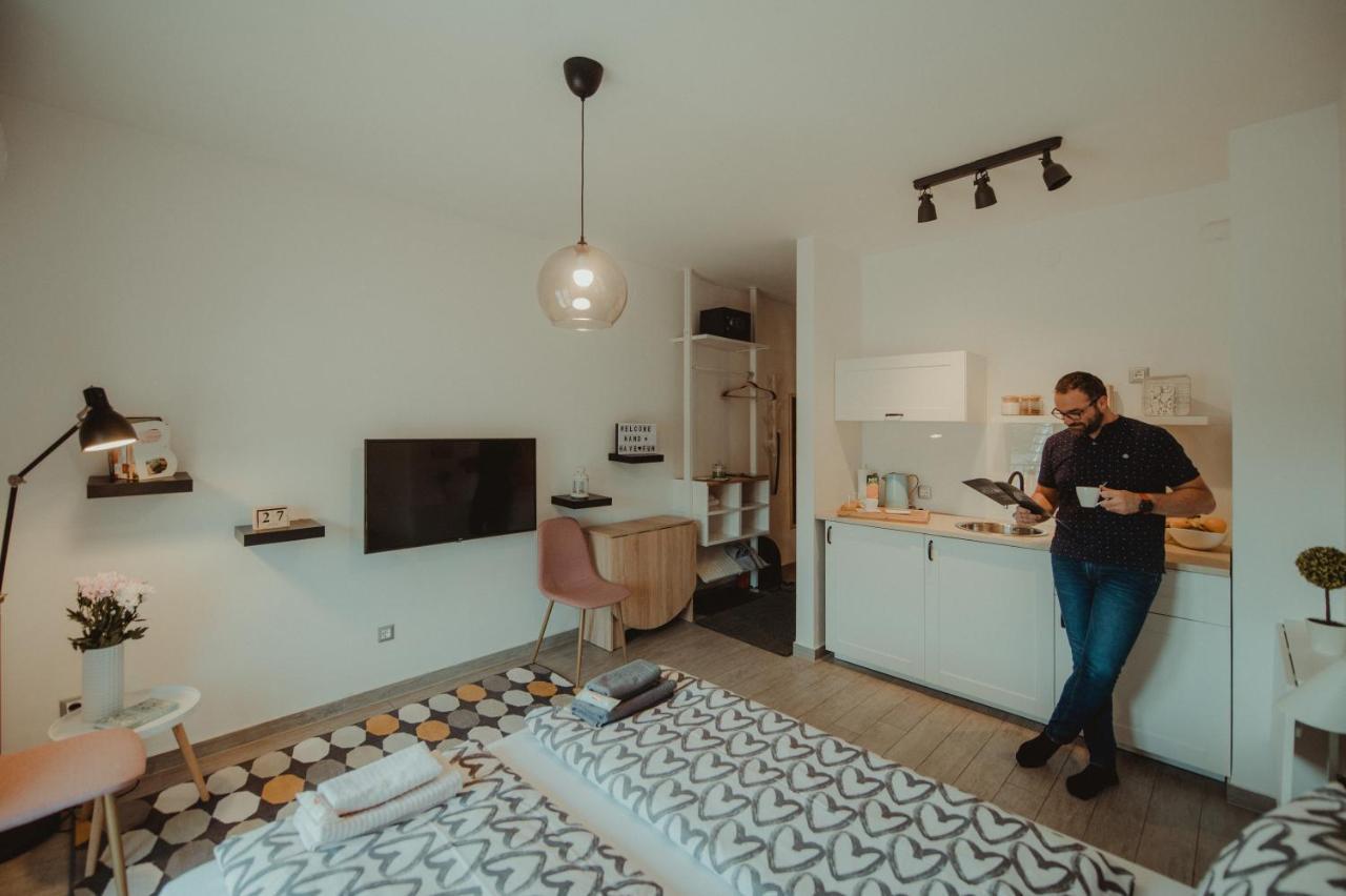 Studio Apartman Centar Ðakovo Zewnętrze zdjęcie